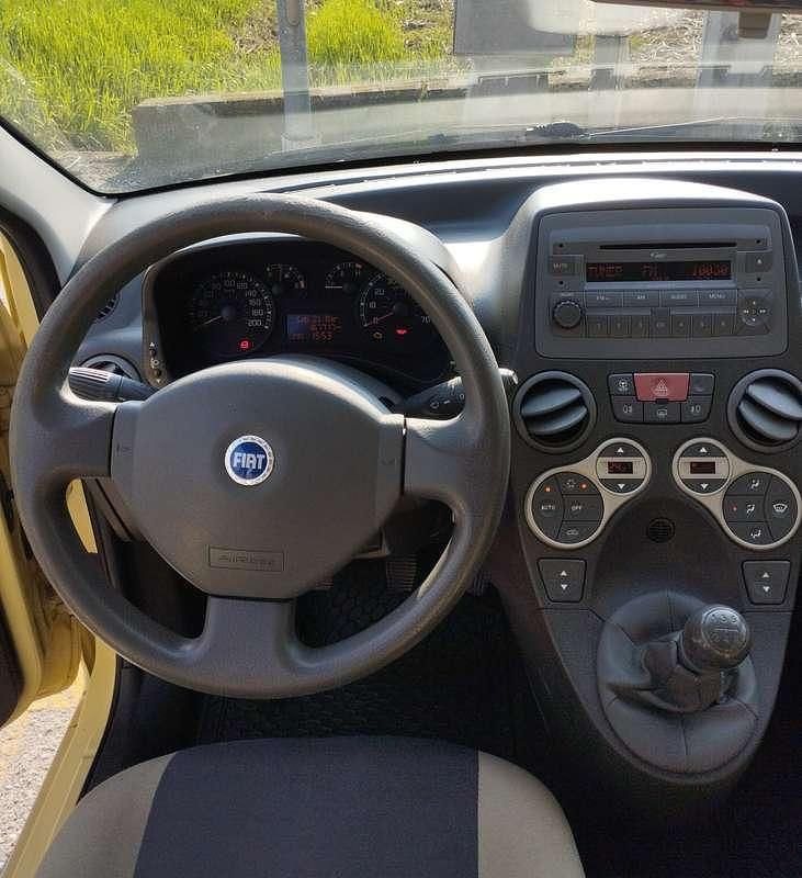 Usata Fiat Panda Emotion 60 CV (44 kW) 2007 Giallo Utilitaria