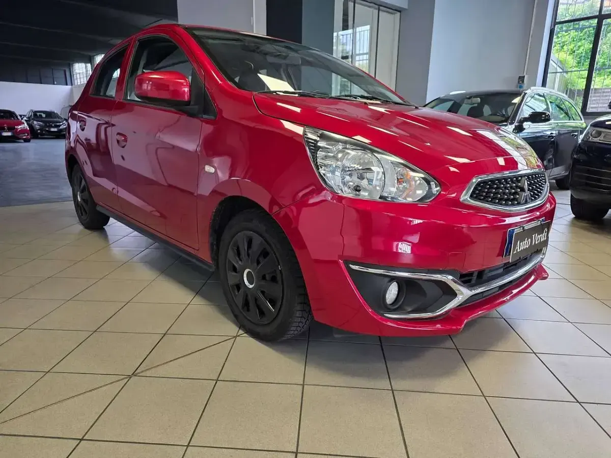 Usata Mitsubishi Space Star 71 CV (52 kW) 2019 Rosso Utilitaria