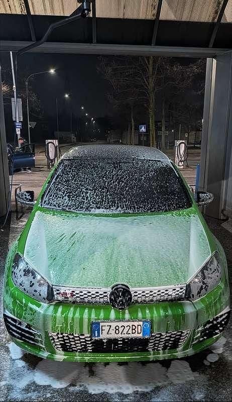 Usata VW Golf VII GTI 211 CV (155 kW) 2012 Verde Berlina