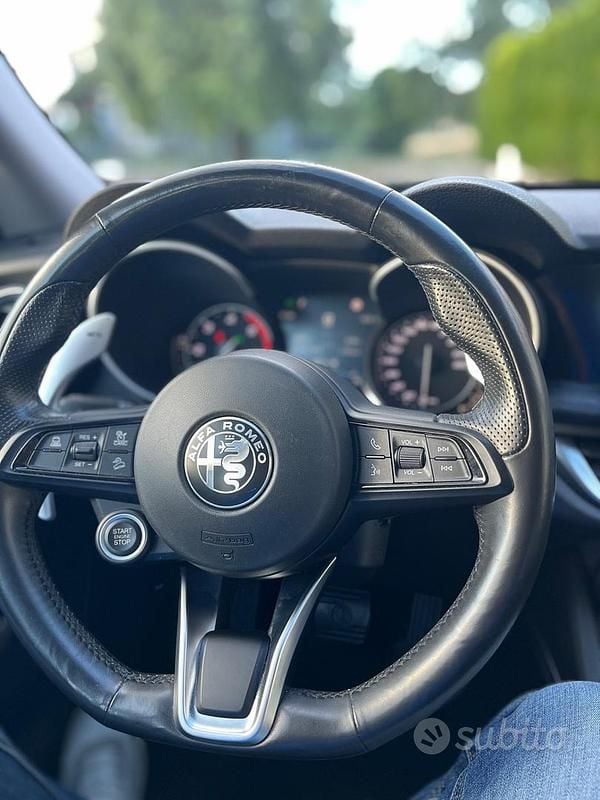 Usata Alfa Romeo Stelvio Executive 190 CV (139 kW) 2020 Blu SUV