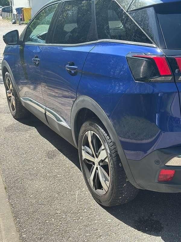 Usata Peugeot 3008 Allure 131 CV (96 kW) 2018 Blu/azzurro SUV