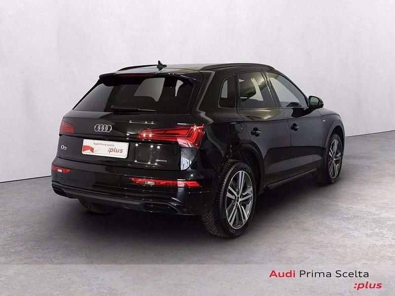 Used Audi Q5 S-Line 204 HP (150 kW) 2024 Black SUV