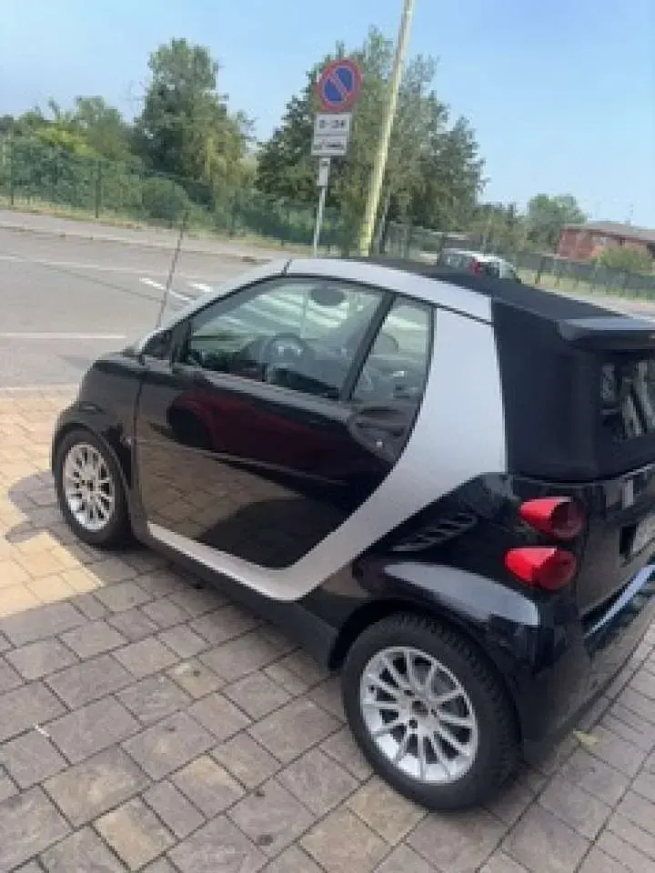 Usata Smart ForTwo Cabrio Pulse 71 CV (52 kW) 2009 Nero Cabrio