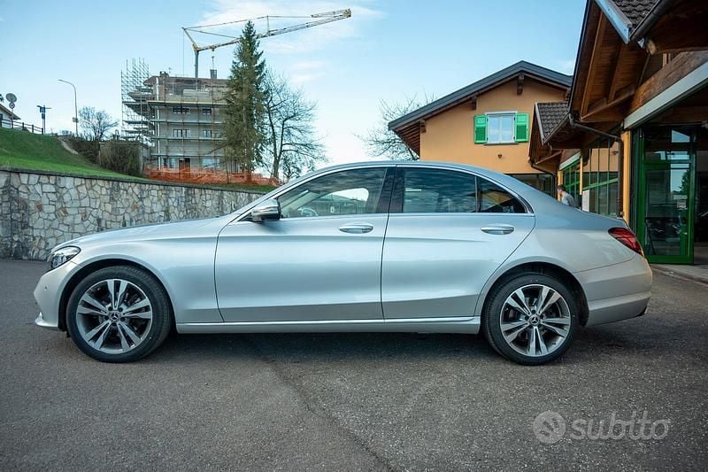 Usata Mercedes C220 Exclusive 194 CV (142 kW) 2021 Grigio Berlina
