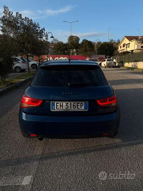 Usata Audi A1 S-Line 105 CV (77 kW) 2012 Blu Utilitaria