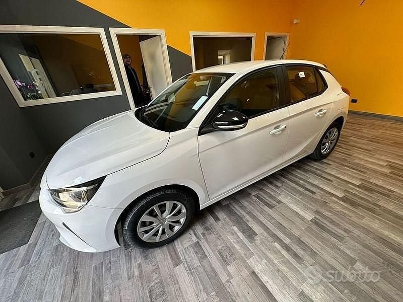 Usata Opel Blitz Edition 100 CV (73 kW) 2022 Berlina