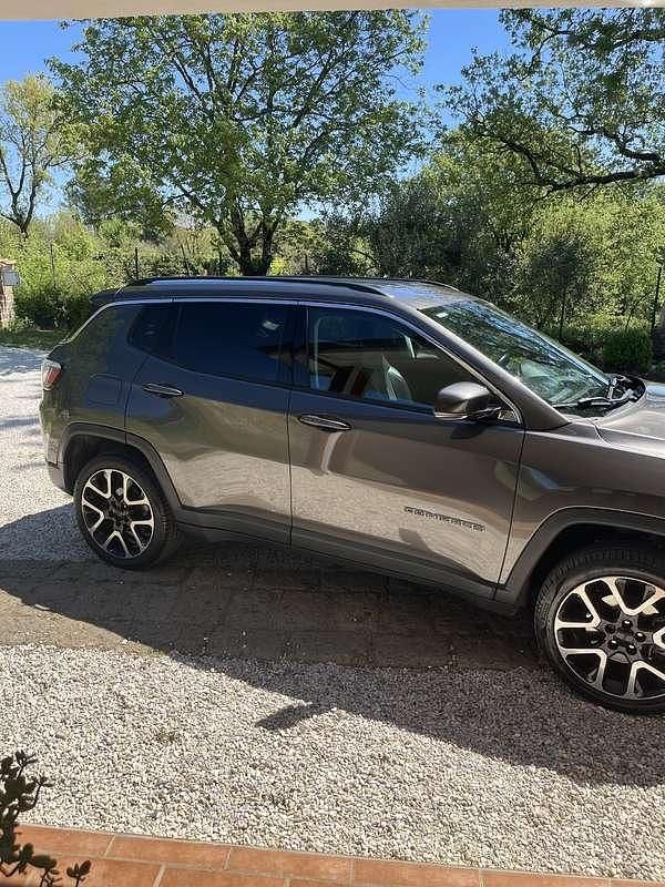 Usata Jeep Compass Limited 140 CV (102 kW) 2018 SUV