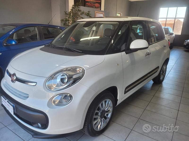 Usata Fiat 500L Lounge 85 CV (62 kW) 2013 Bianco Monovolume