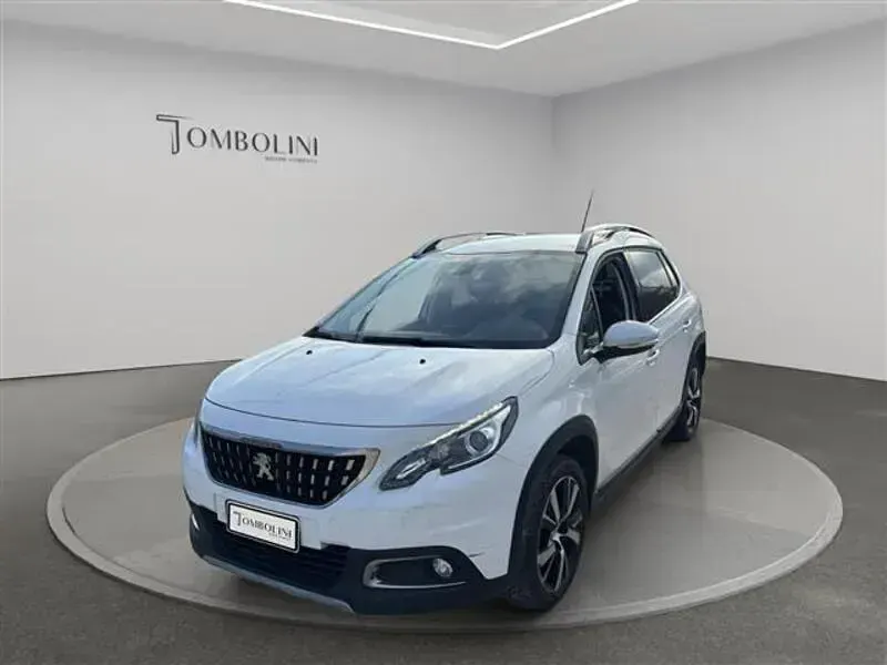 Usata Peugeot 2008 Allure 2017 Bianco SUV