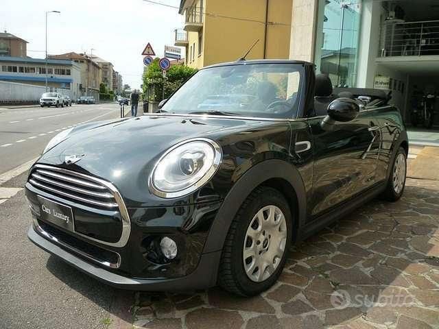 Nero Usata 2017 Mini Cooper D Cabriolet Hype Cabrio | 18.800 € (Buon prezzo) - Immagine 1/4