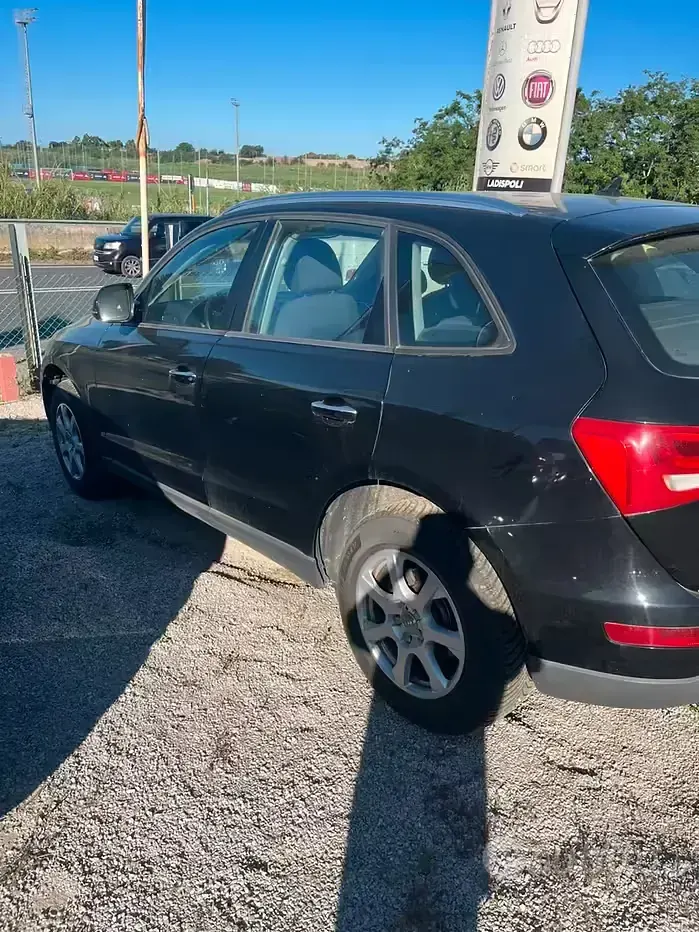 Usata Audi Q5 150 CV (110 kW) 2014 Nero SUV