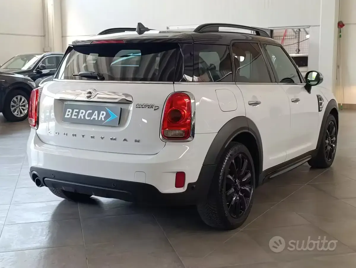 Usata Mini Cooper D Countryman Business 150 CV (110 kW) 2017 Bianco SUV
