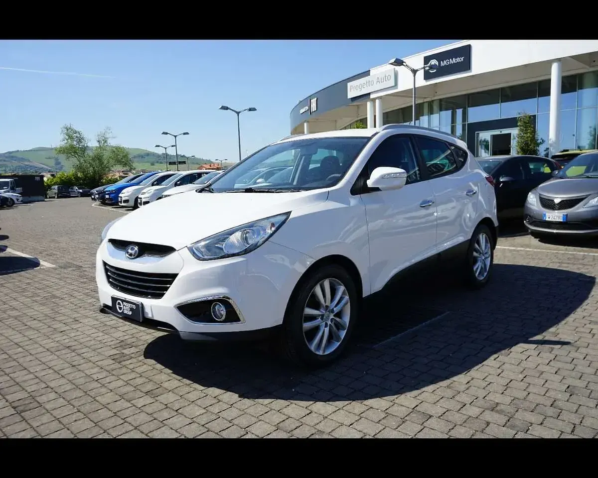 Usata Hyundai ix35 Style 184 CV (135 kW) 2012 Bianco SUV