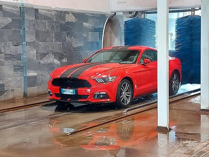 Usata Ford Mustang Fastback 317 CV (233 kW) 2016 Rosso Coupé