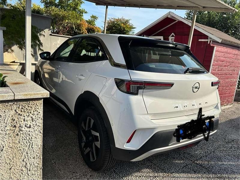 Usata Opel Mokka Elegance 101 CV (74 kW) 2022 Bianco SUV