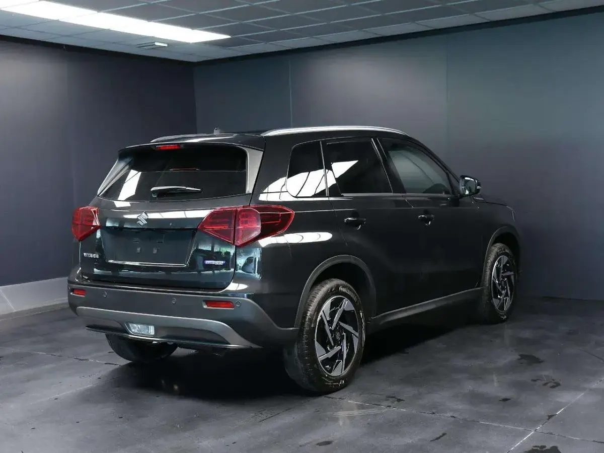 Nuova Suzuki Vitara 110 CV (80 kW) 2026 Nero SUV