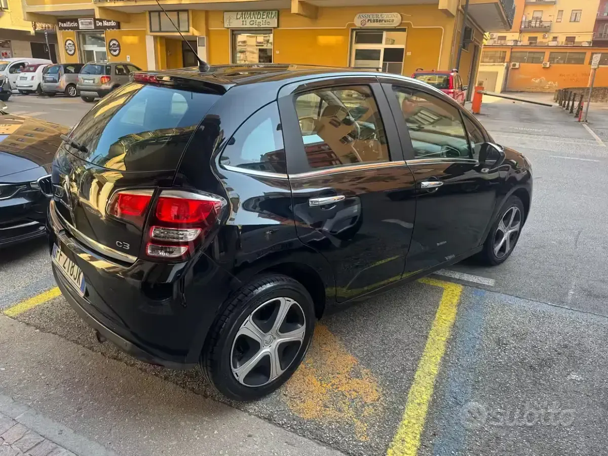 Usata Citroën C3 Live 75 CV (55 kW) 2017 Nero Berlina