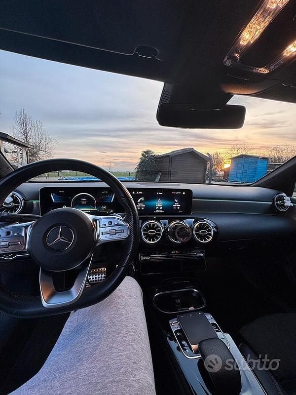 Usata Mercedes A220 190 CV (139 kW) 2018 Grigio Berlina