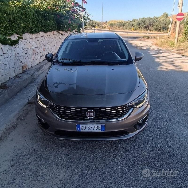 Usata Fiat Tipo Business 130 CV (95 kW) 2020 Antracite Berlina