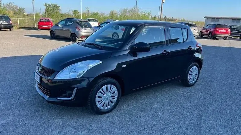 Usata Suzuki Swift Cool 94 CV (69 kW) 2015 Nero Utilitaria