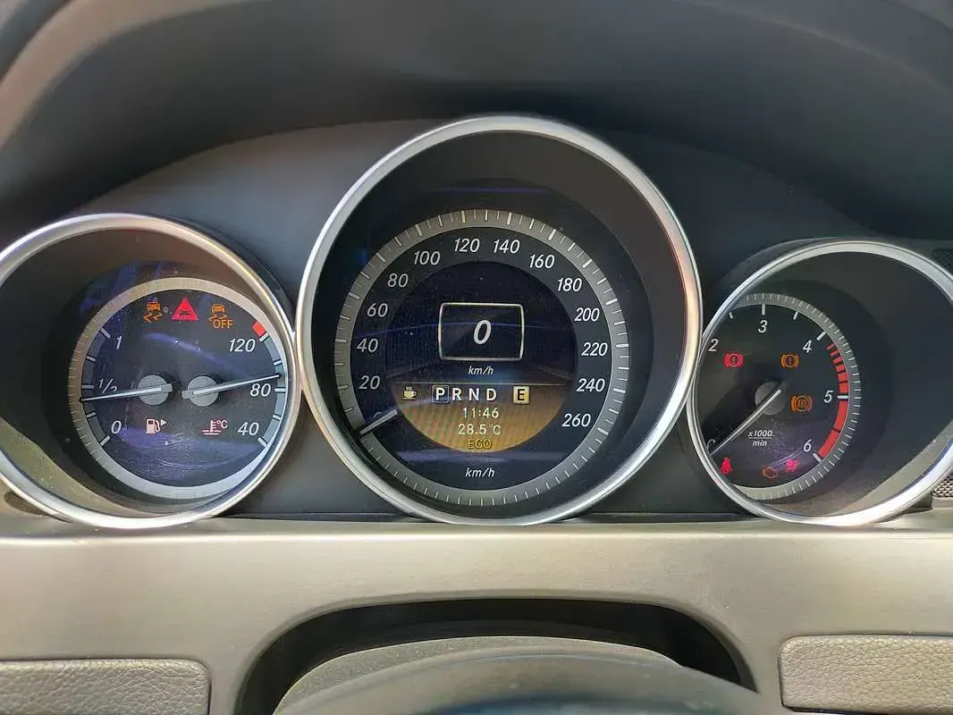 Usata Mercedes C220 Executive 170 CV (125 kW) 2013 Grigio Berlina
