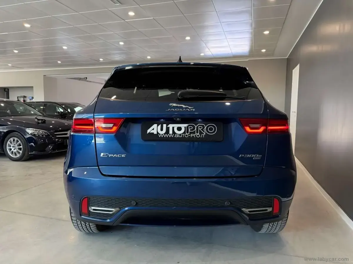 Usata Jaguar E-Pace R 200 CV (147 kW) 2023 Blu/azzurro SUV