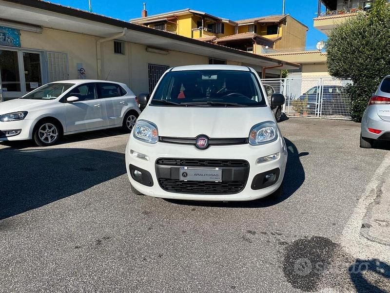 Bianco Usata 2019 Fiat Panda Pop Furgone | 6300 € (Ottimo prezzo) - Immagine 1/4