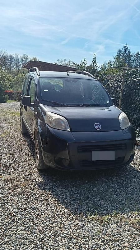Usata Fiat Qubo Trekking 75 CV (55 kW) 2015 Nero Monovolume
