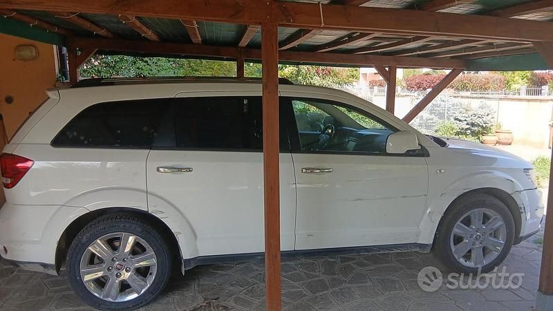 Usata Fiat Freemont 170 CV (125 kW) 2013 Bianco SUV