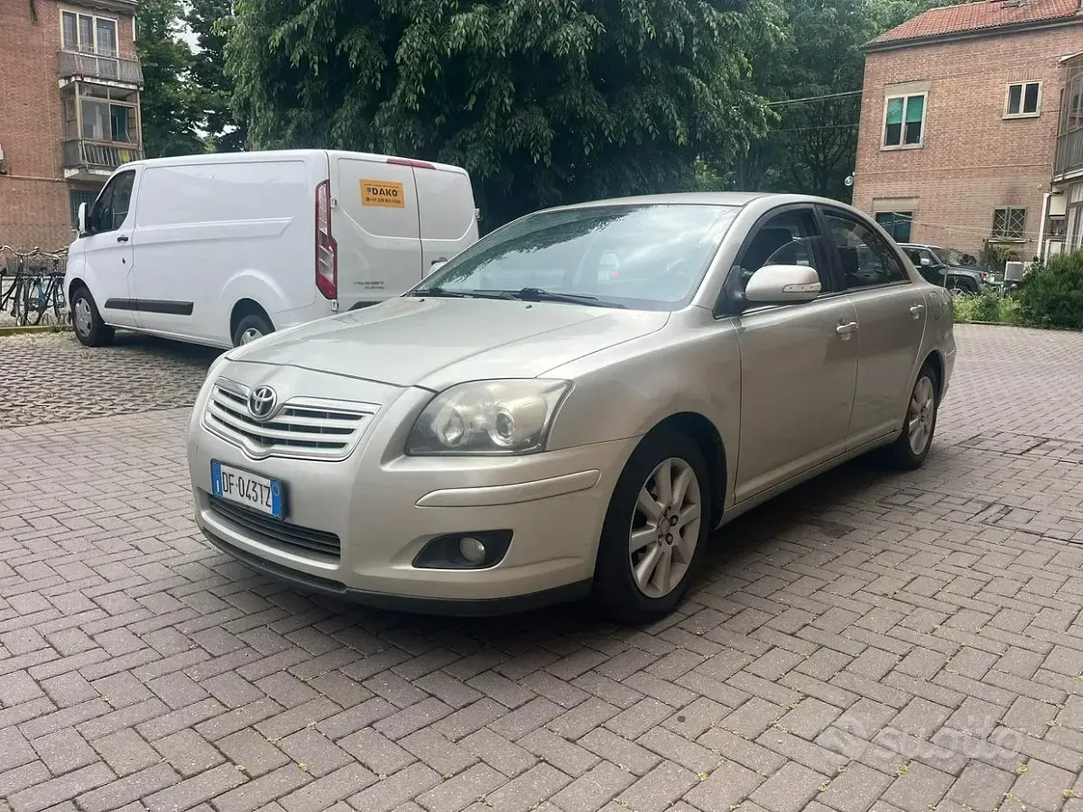 Usata Toyota Avensis 150 CV (110 kW) 2007 Berlina