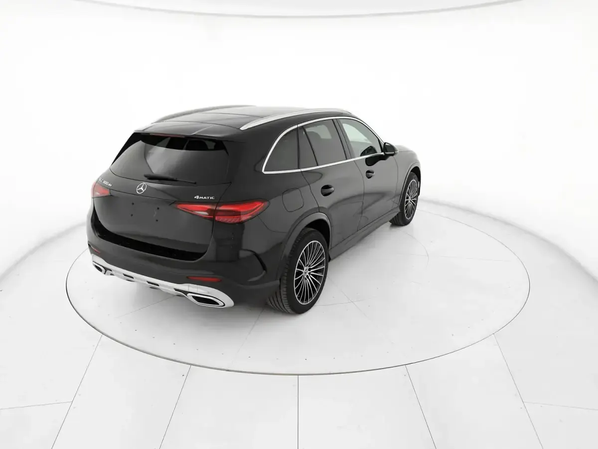 Nuova Mercedes GLC300de Advanced 333 CV (244 kW) 2026 Nero ossidiana SUV