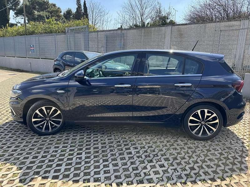 Usata Fiat Tipo Lounge 95 CV (69 kW) 2019 Blu/azzurro Berlina