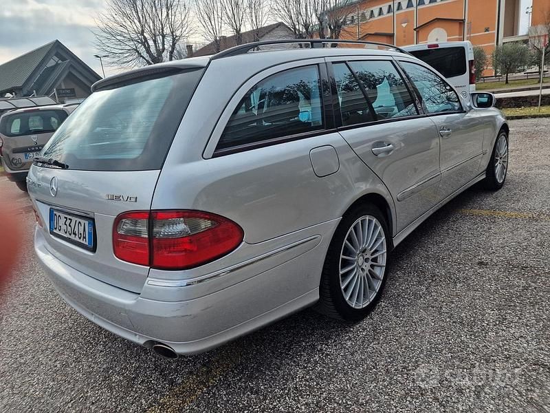 Usata Mercedes 280 190 CV (139 kW) 2007 Grigio Station wagon