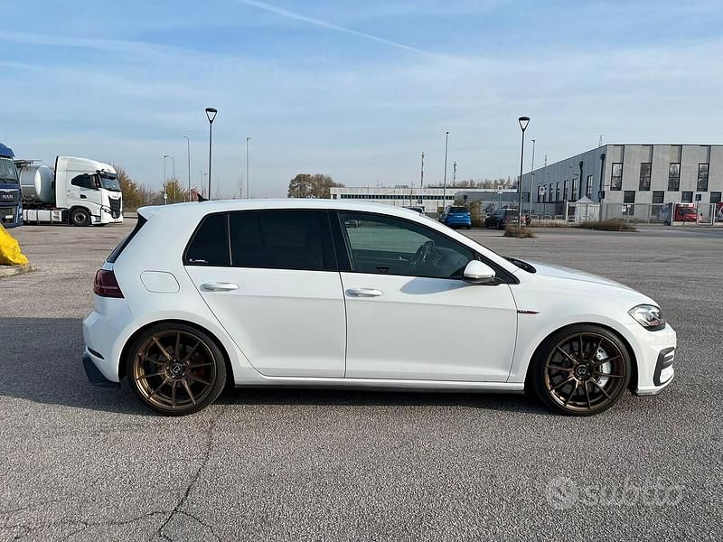 Usata VW Golf VII GTI 245 CV (180 kW) 2018 Bianco Berlina