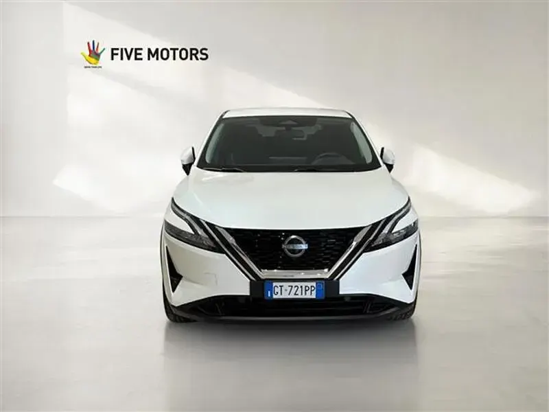 Usata Nissan Qashqai N-Connecta 140 CV (102 kW) 2024 Bianco SUV