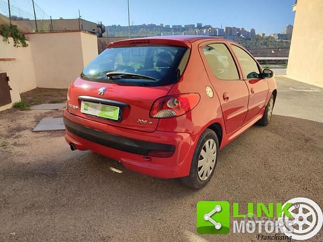 Occasion Peugeot 206+ 68 ch (50 kW) 2010 Rouge Citadine