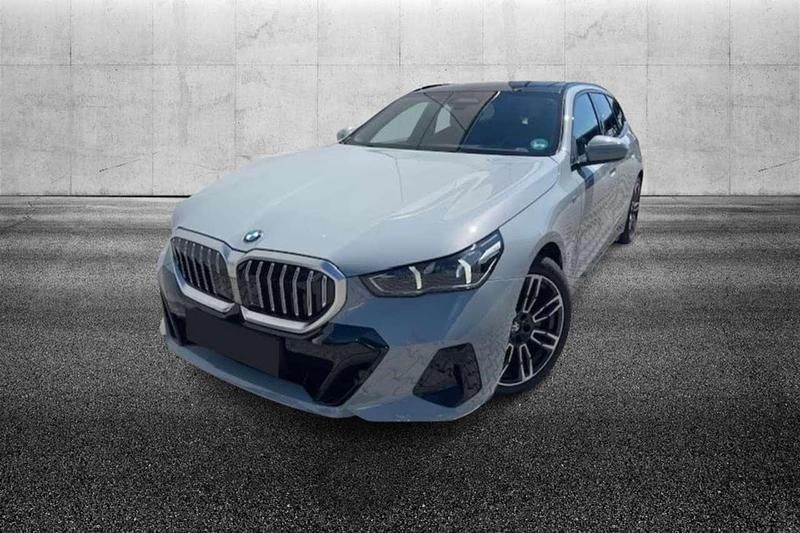 Usata BMW 540 M Sport 286 CV (210 kW) 2024 Grigio Station wagon