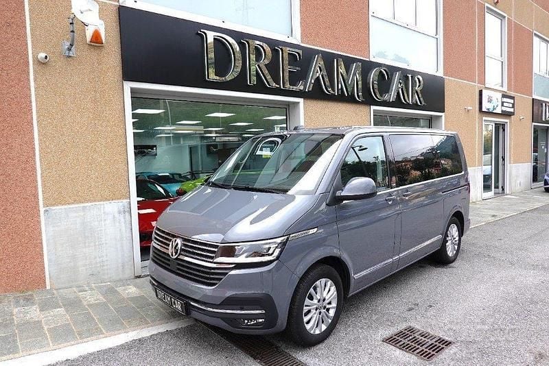 Grigio Usata 2022 VW Multivan Generation Six Furgone | 54.990 € (Buon prezzo) - Immagine 1/4