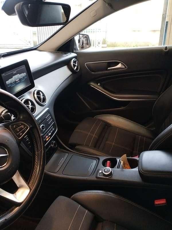 Usata Mercedes GLA220 177 CV (130 kW) 2017 SUV