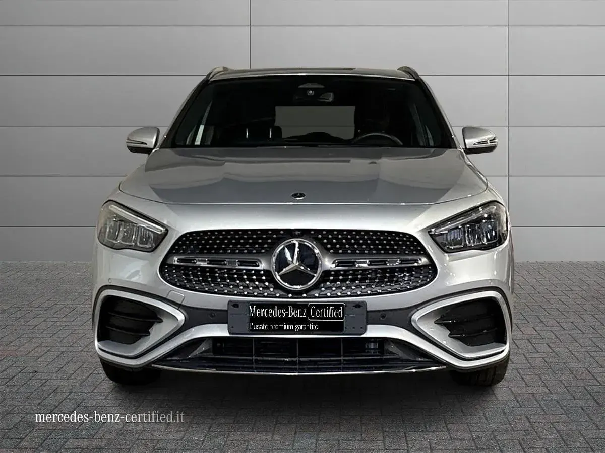 Usata Mercedes GLA180 Advanced Plus 116 CV (85 kW) 2025 Argento hightech SUV