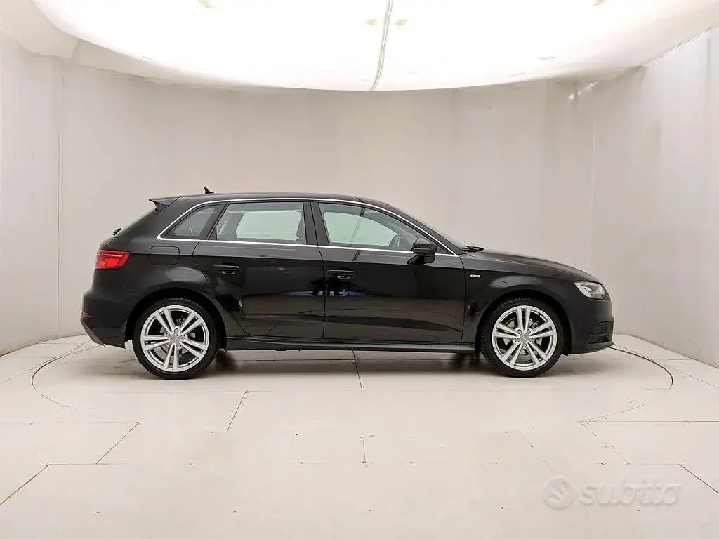 Usata Audi A3 Admired 116 CV (85 kW) 2019 Nero Berlina
