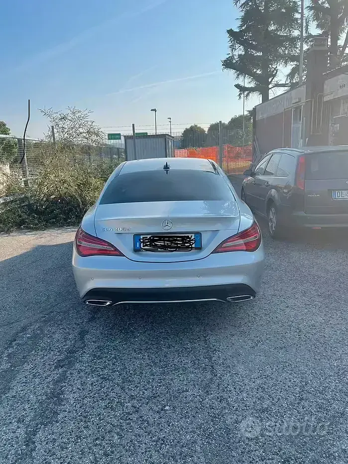 Usata Mercedes CLA200 136 CV (100 kW) 2017 Grigio Coupé