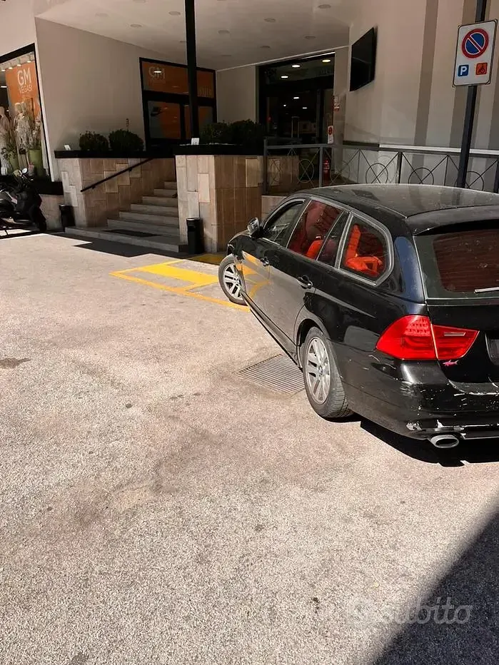 Usata BMW 320 177 CV (130 kW) 2009 Berlina