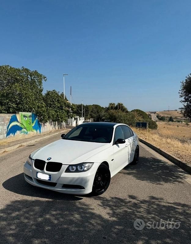 Usata BMW 320 177 CV (130 kW) 2008 Bianco Berlina