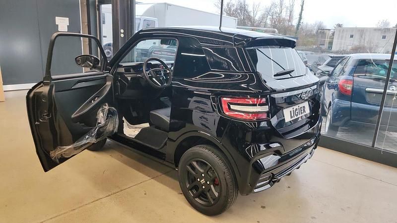 Nuova Ligier JS50 2025 Nero Utilitaria