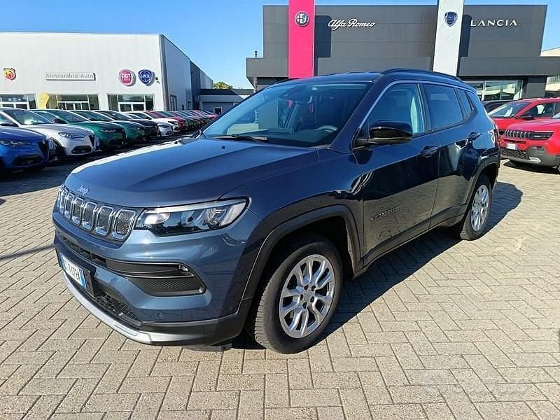 Blu/azzurro Usata 2024 Jeep Compass Limited SUV | 27.900 € (Buon prezzo) - Immagine 1/4