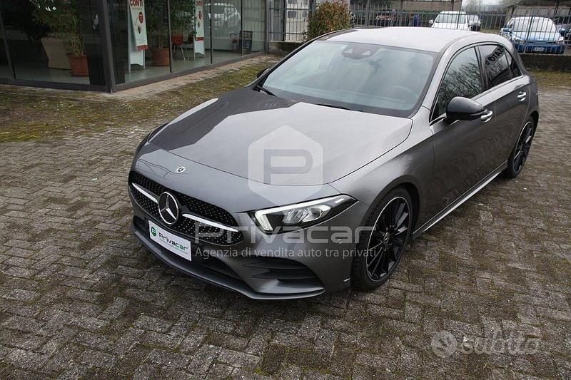 Usata Mercedes A180 Premium 116 CV (85 kW) 2020 Grigio Utilitaria