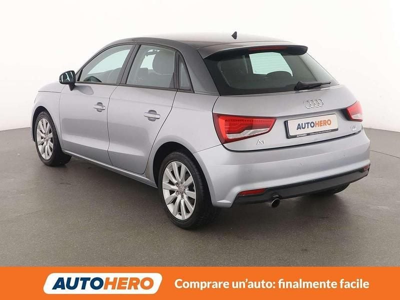 Käytetty Audi A1 95 HP (69 kW) 2015 Hopea Viistoperä