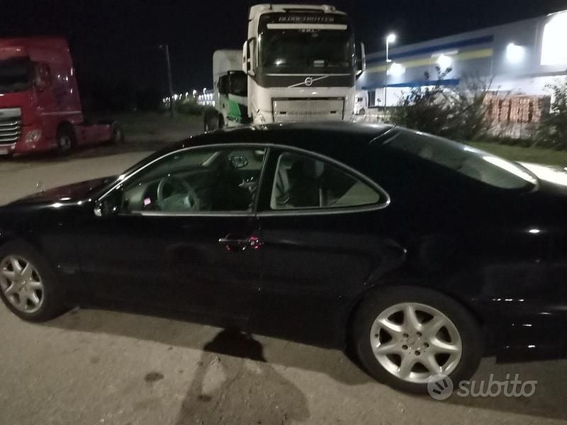 Usata Mercedes CLK200 2001 Nero Berlina