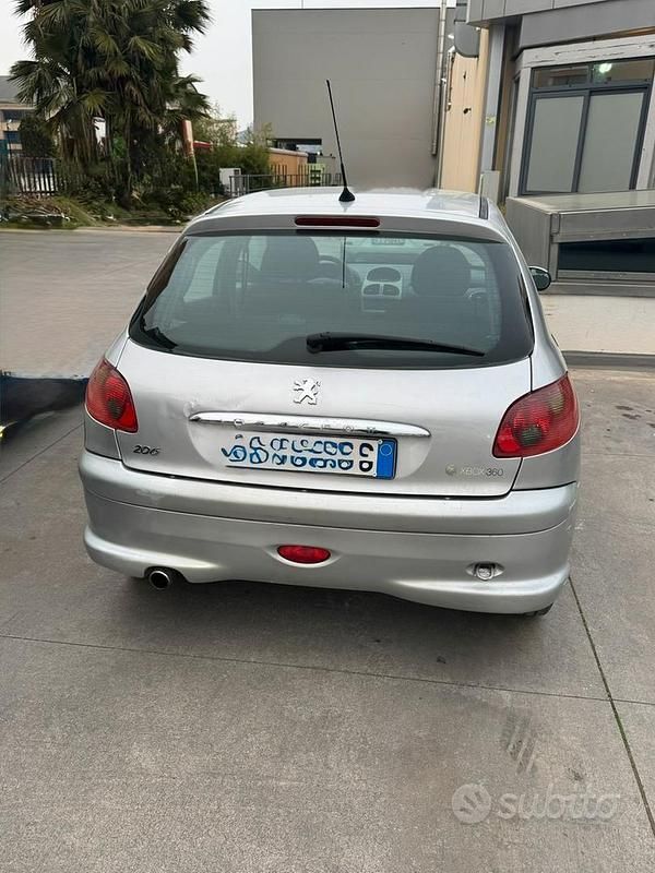 Usata Peugeot 206 75 CV (55 kW) 2007 Berlina